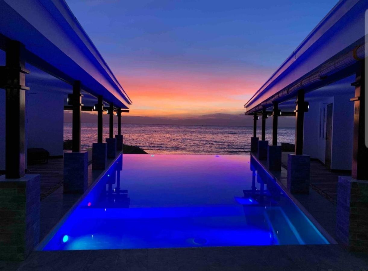 Alegria Water Front Beach House Bagian luar foto