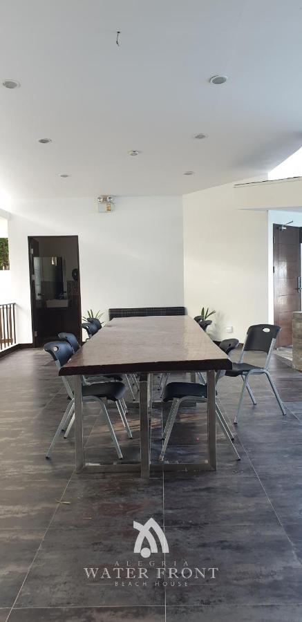 Alegria Water Front Beach House Bagian luar foto